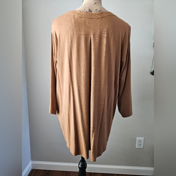 EUC J.Jill Wearever Blouse - Picture 3 of 5